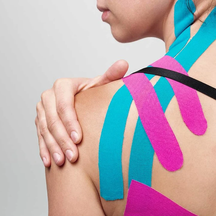Kinesiologisches Taping im Schulter- und Nackenbereich